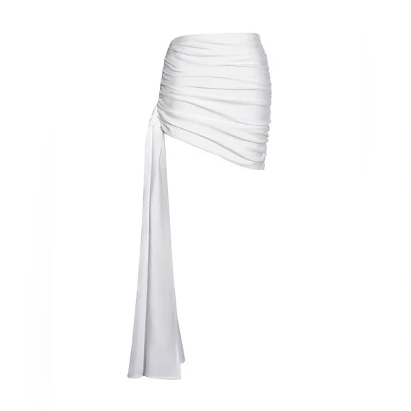 NWT Miss Circle White Ruched Drapping Mini Skirt - Picture 10 of 11